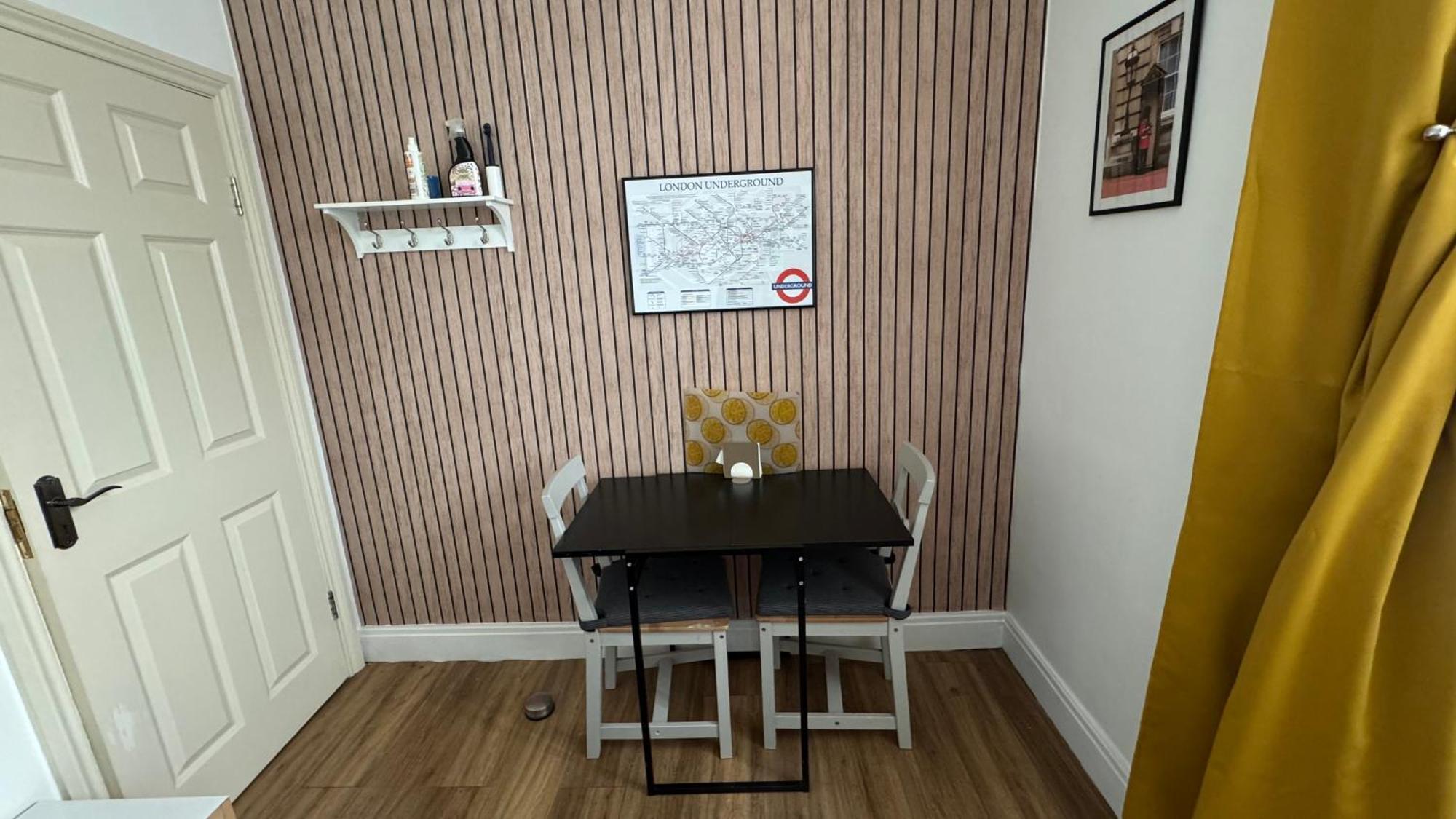 Sunny Apartment ลอนดอน ภายนอก รูปภาพ