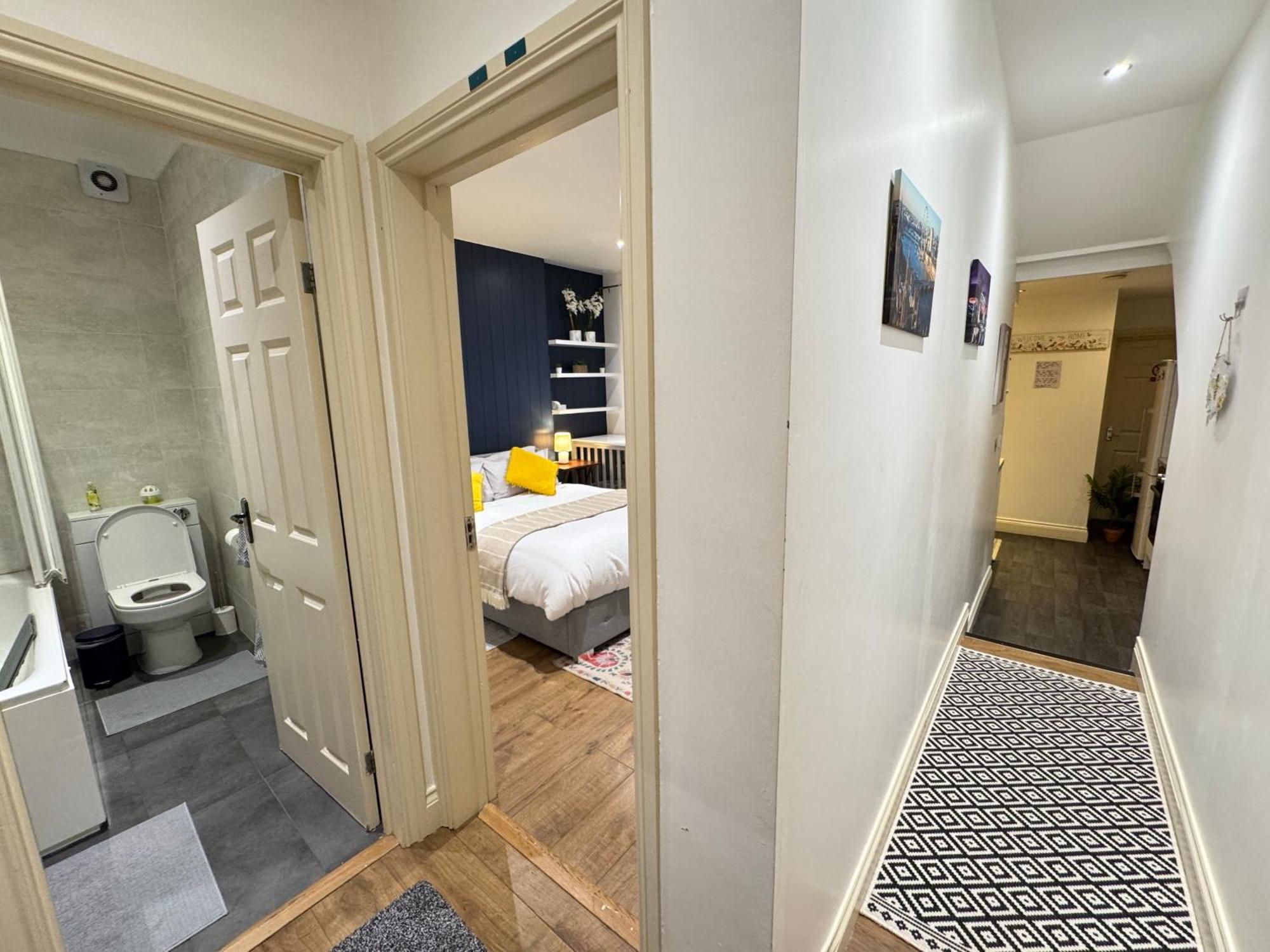 Sunny Apartment ลอนดอน ภายนอก รูปภาพ